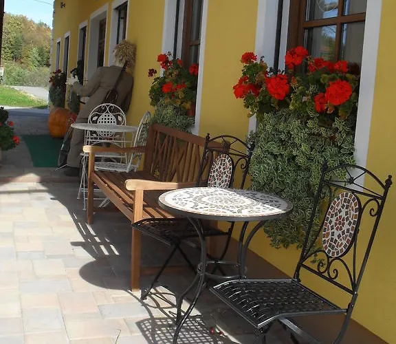 אכסניה Strug *